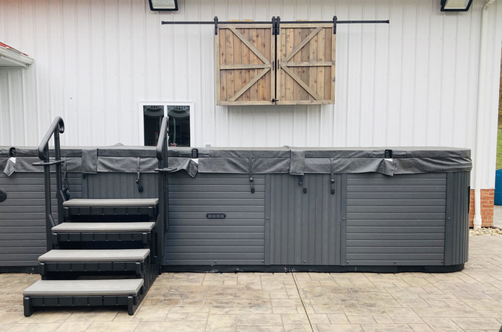 Project Spotlight: Outdoor TV Cabinet with Barn Doors – DIY Backyard