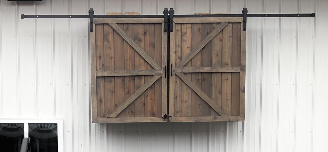 Outdoor Tv Cabinet With Barn Doors, Outdoor Tv Cabinet Door Ideas